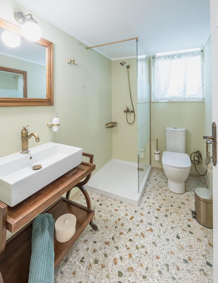 Apartment Magnificent Voula Athens