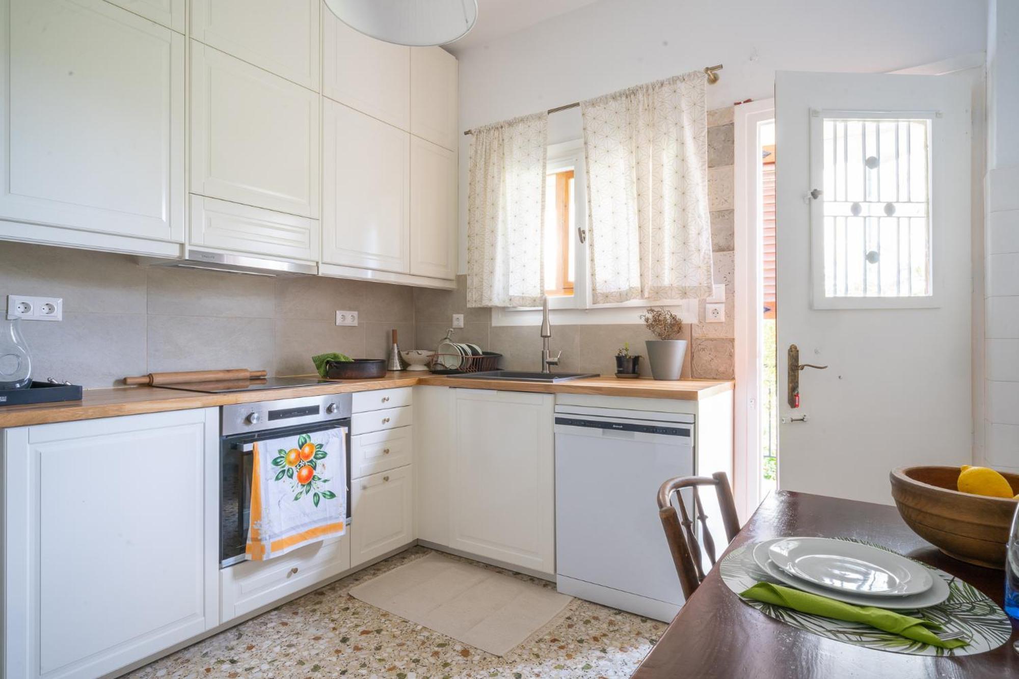 Magnificent Voula Apartment *