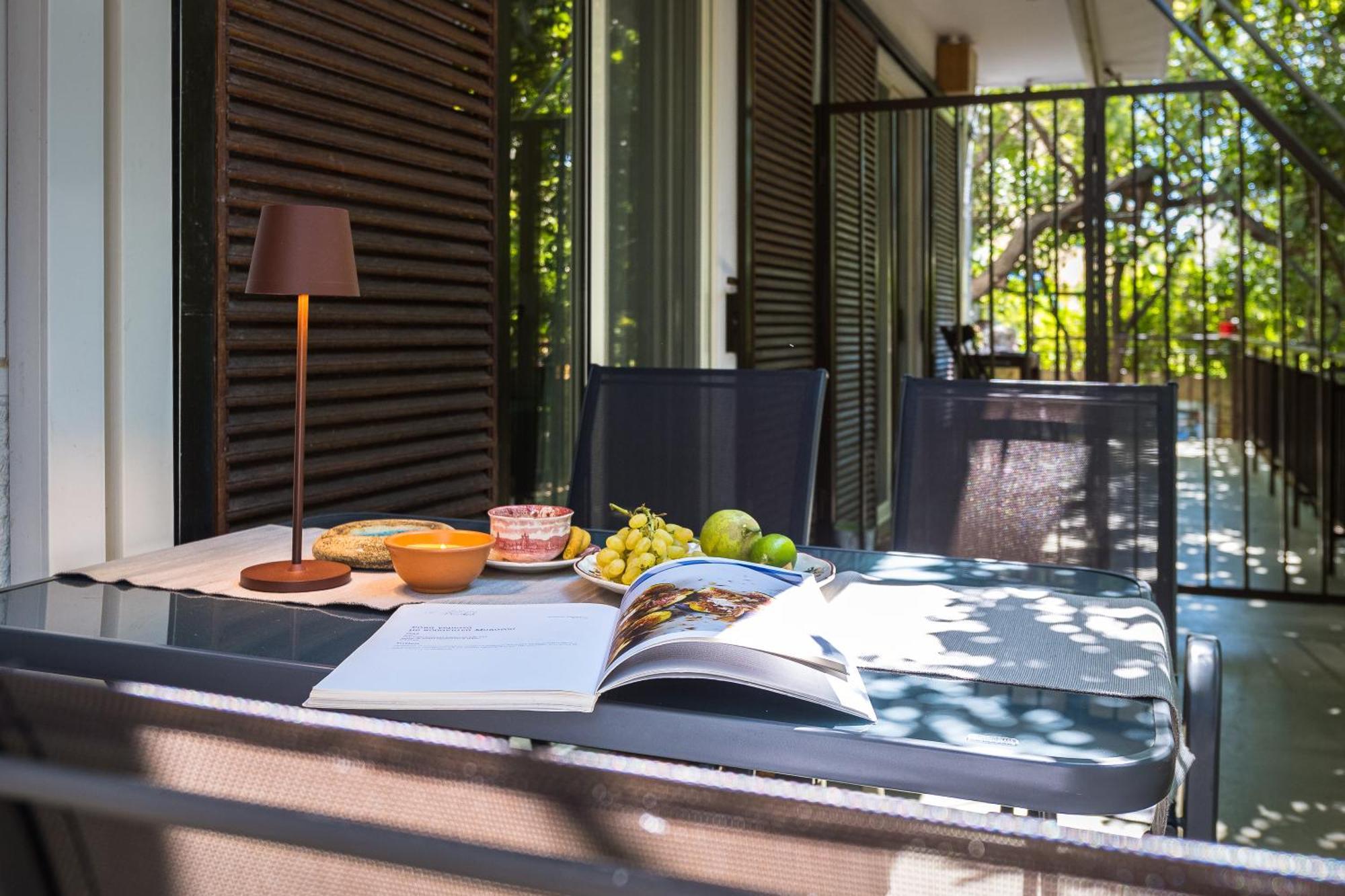 Apartment Magnificent Voula